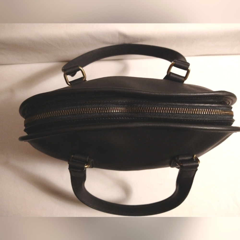 AUTHENTIC NEW VINTAGE COACH LARGE PELHAM BAG (#9958) BLACK (NWT) *FINAL SALE* - Picture 2 of 10